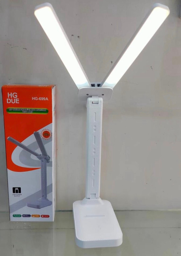چراغ مطالعه HG 6۹۹ A شارژی کم مصرف ( کلید لمسی)